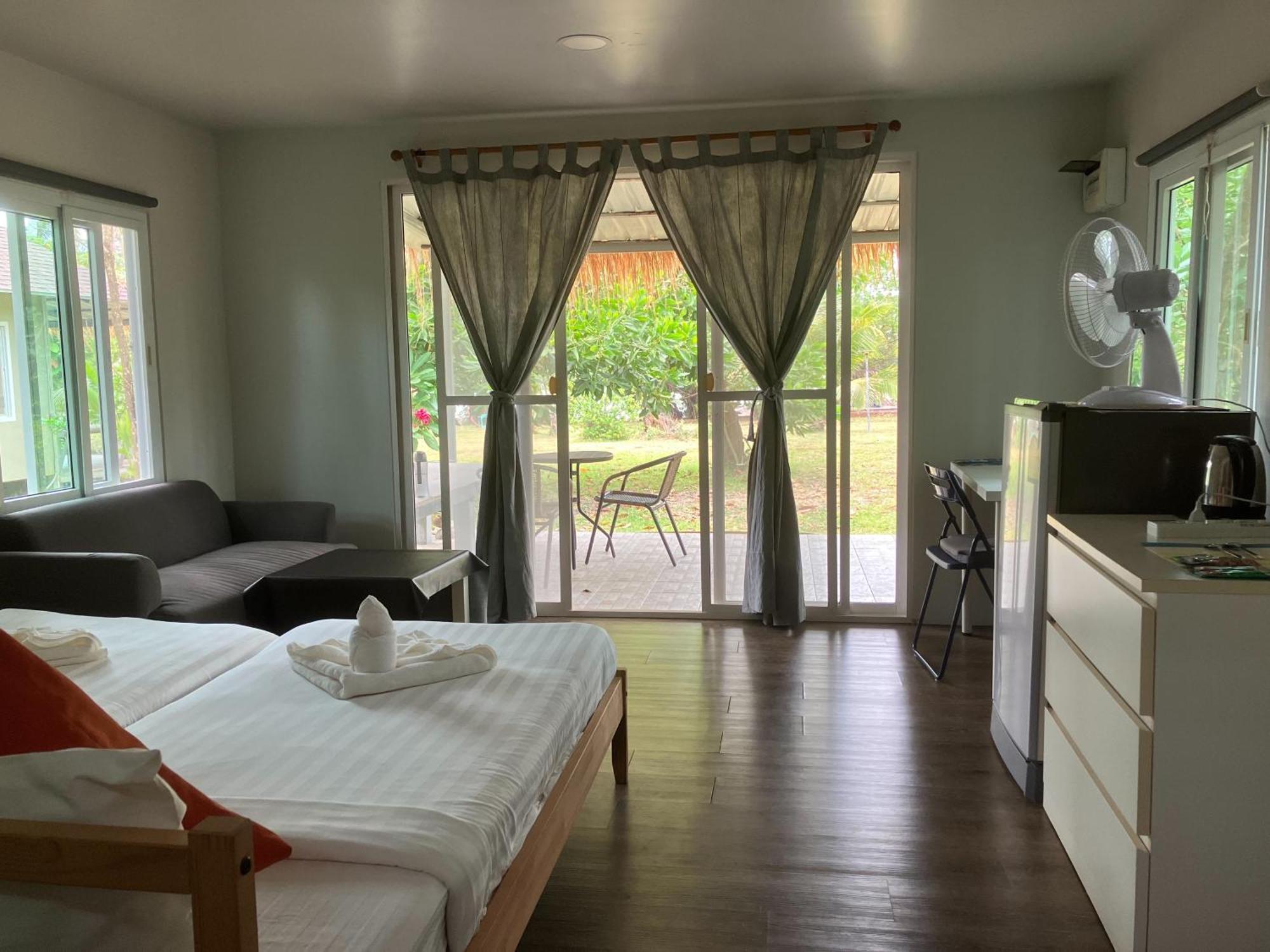 Naivacha Tent Koh Mak Buitenkant foto