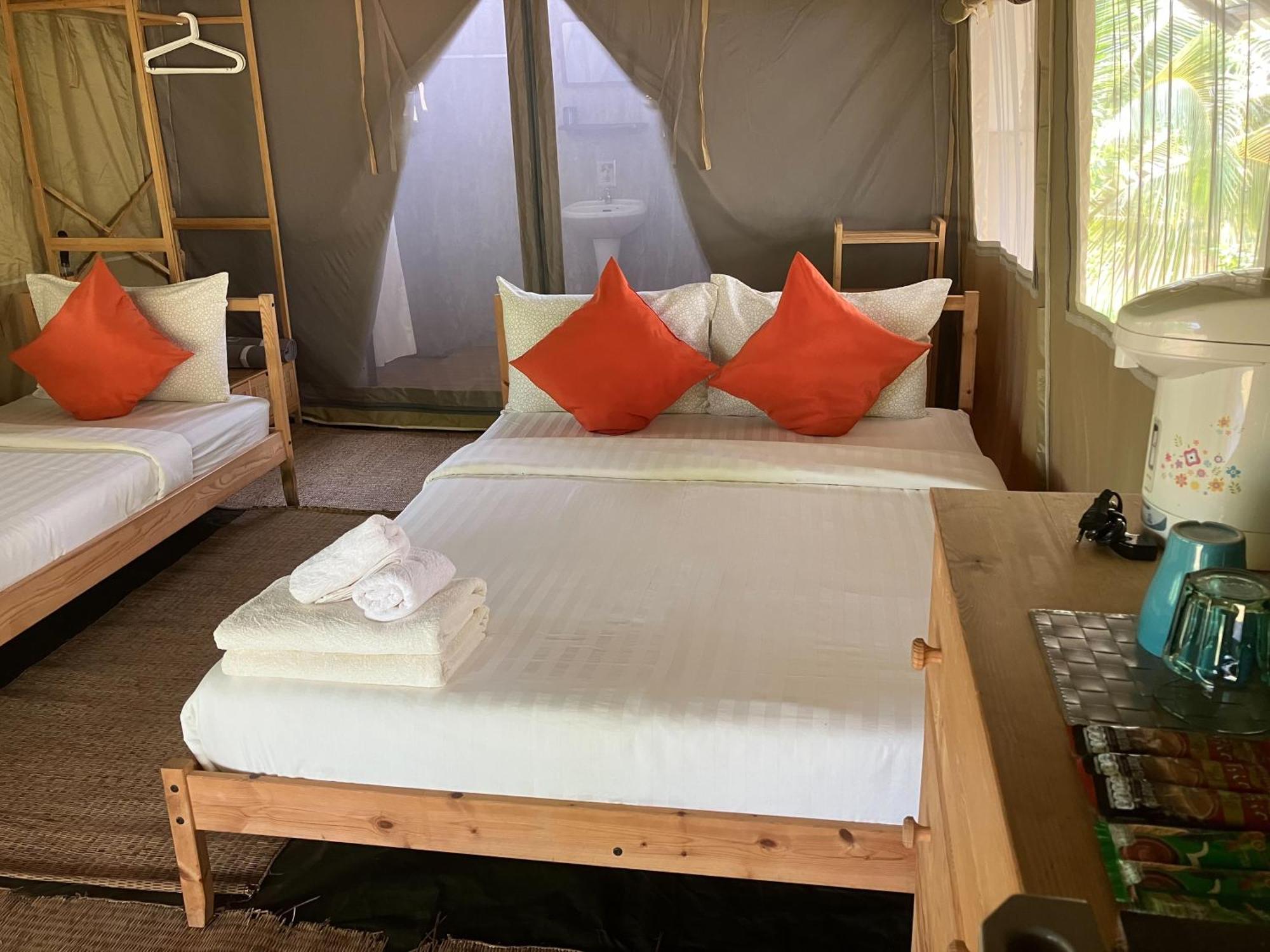 Naivacha Tent Koh Mak Buitenkant foto